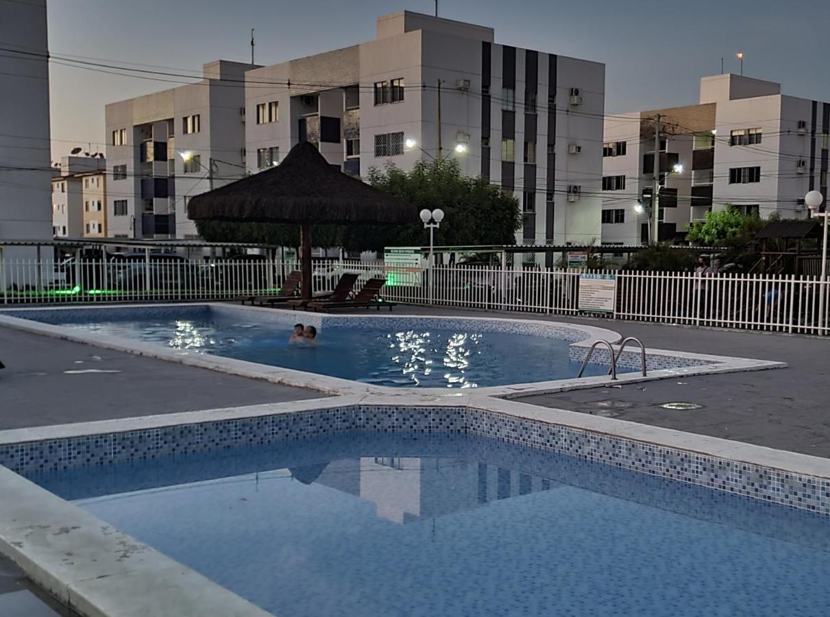 Apartamento Confortavel Em Petrolina 2 Quartos Com Ar Cond E Wi-Fi 300Mb Exterior photo